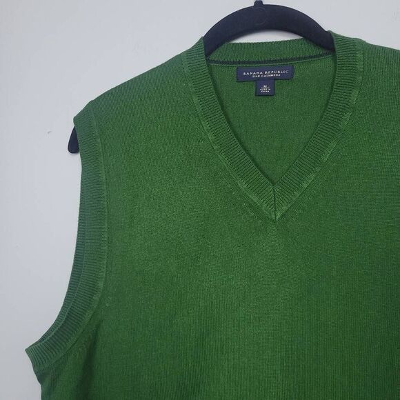 Banana Republic Mens Silk Cashmere Vest Sz Medium Green V Neck Preppy Old Money - Picture 3 of 8
